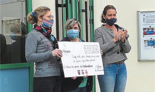 Le collège remet un chèque de 5131 euros pour Valentine